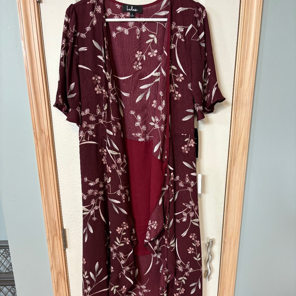 Lulu Burgundy Floral Print Wrap Dress, size L